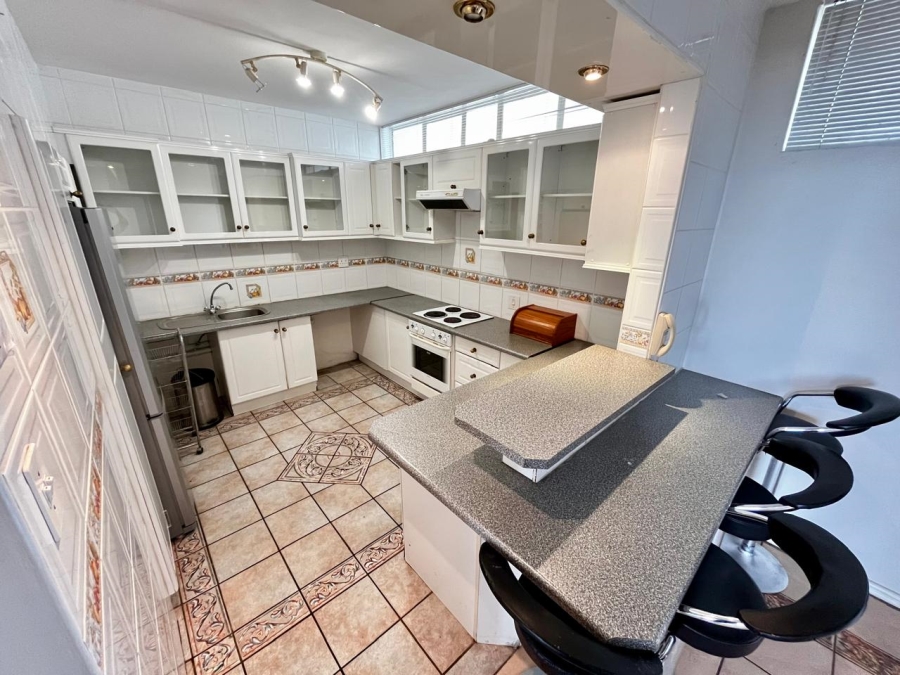 2 Bedroom Property for Sale in Quigney Eastern Cape